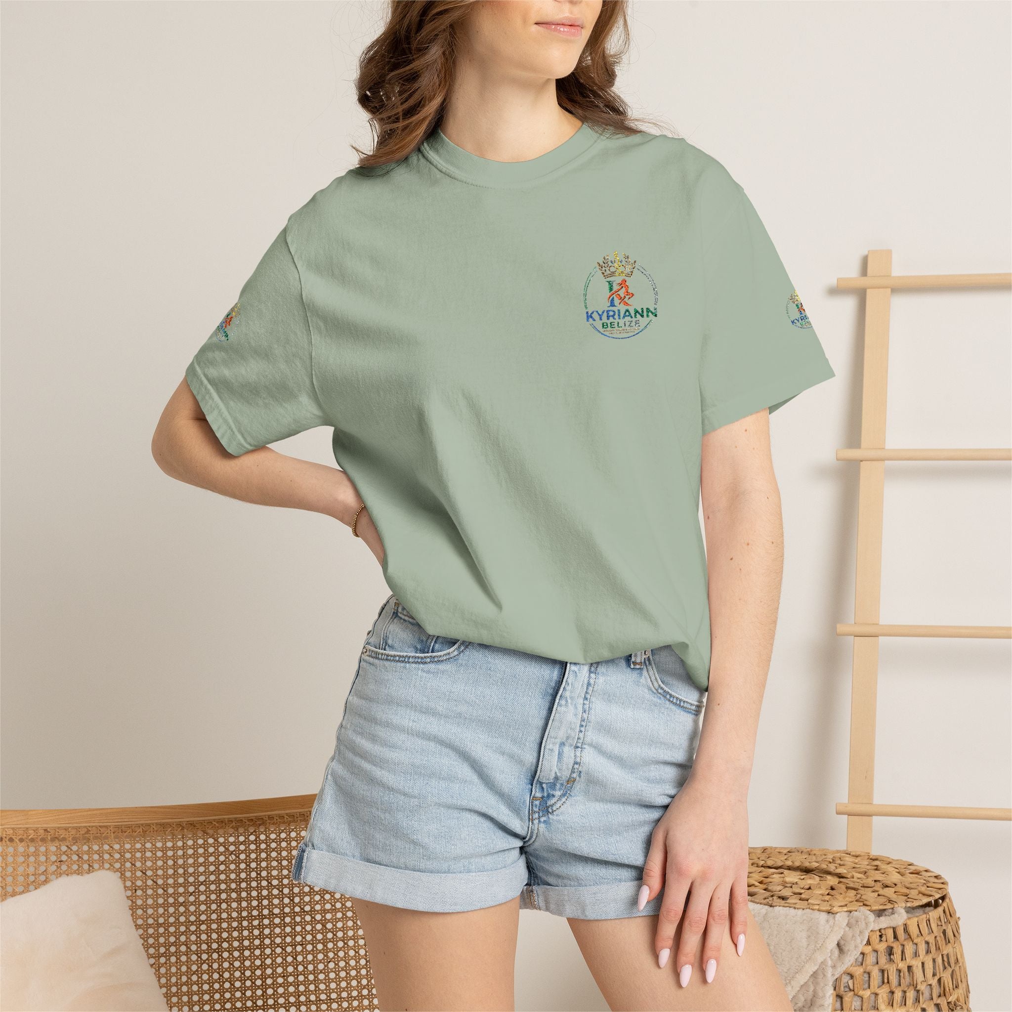 Kveikorn Floral Pocket T-Shirt